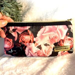 Ellen Tracy Floral Pouch